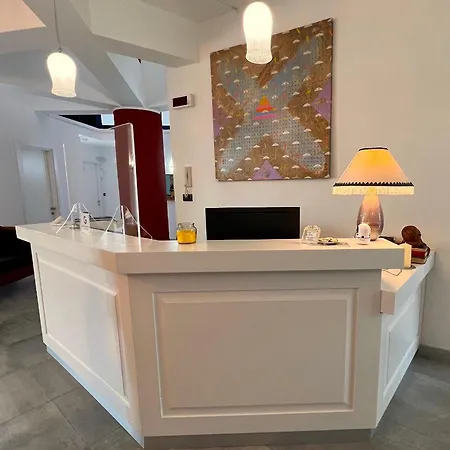 Egò Marine Hotel 3*