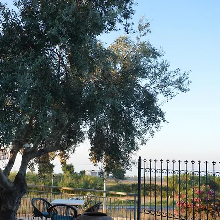 Ego' Marine Sea View, Guest house