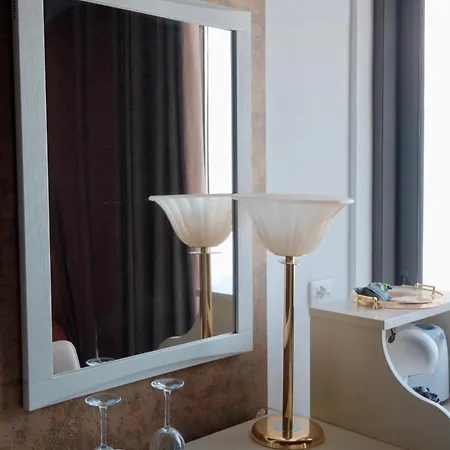 Ego' Marine Sea View,