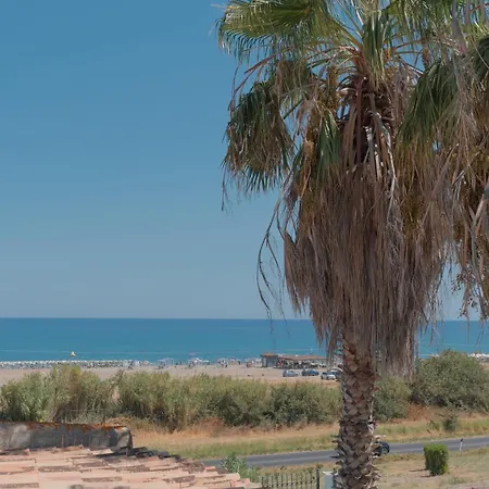 Pensionat Ego' Marine Sea View, 3*