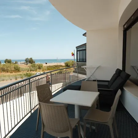 Pensionat Ego' Marine Sea View, 3*
