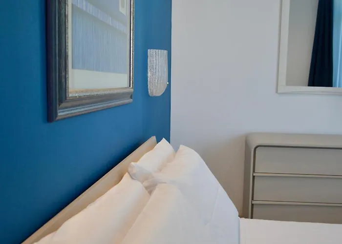 Ego' Marine Sea View, 3* 曼达托里乔码头